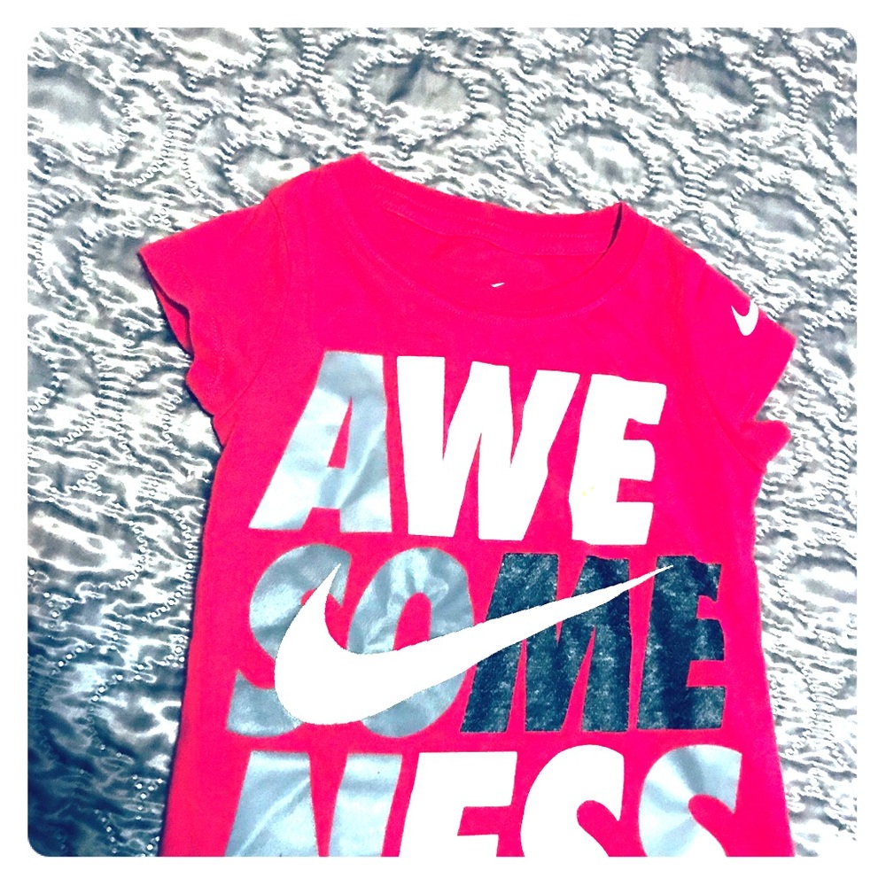 Nike girls tee shirt 2-3T